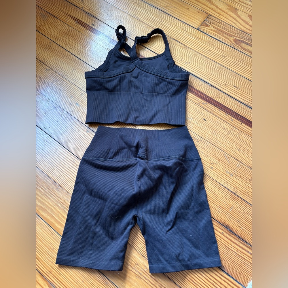 ALO YOGA seamless SET - Picture 3 of 5